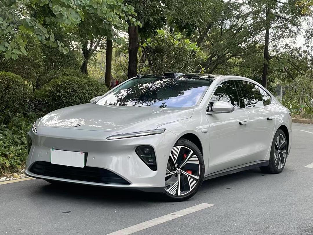 李斌透露蔚来明年主推大尺寸SUV，ET7/EC7不换代
