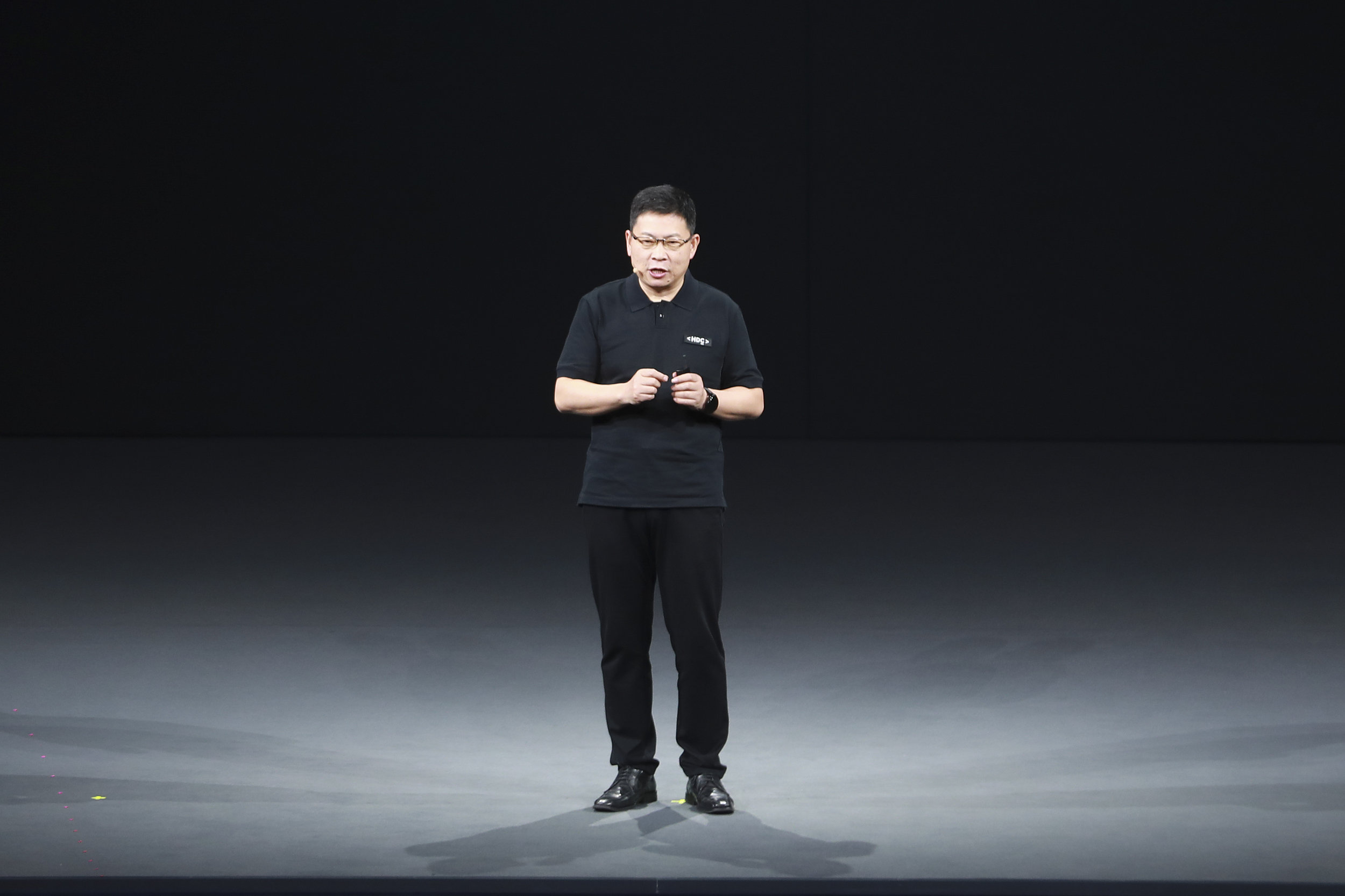 余承东首谈问界合作模式：赛力斯主导，华为支持