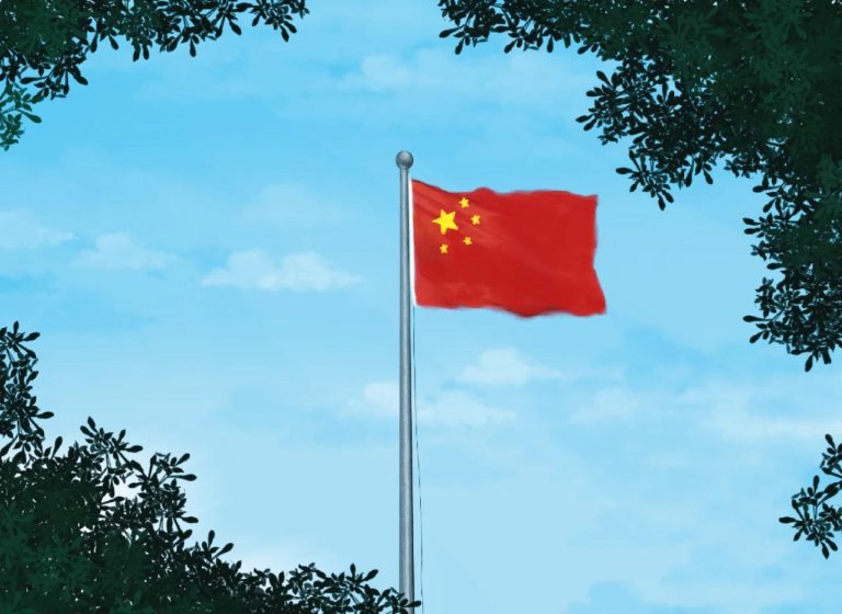 红旗车队创意巡游为祖国庆生